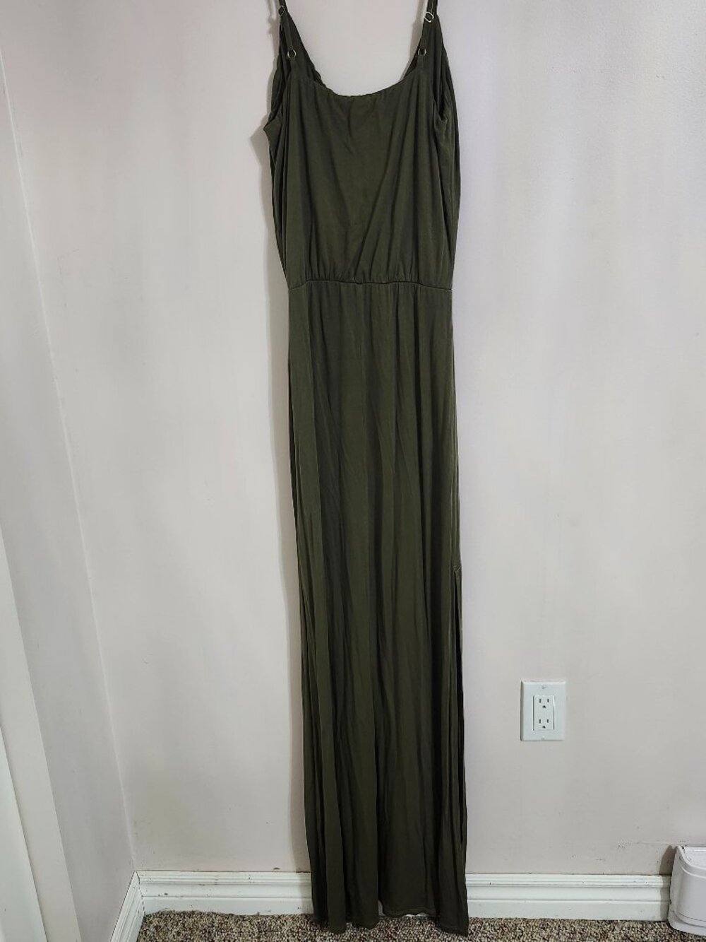 Olive Green Flowy Maxi Dress | Size XS